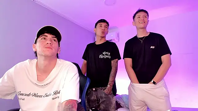 Handsomeboyss19 online show from 06/19/26, 12:53