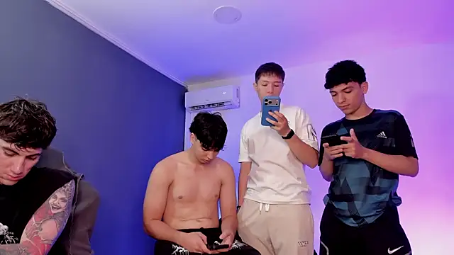Handsomeboyss19 online show from 06/26/26, 01:04