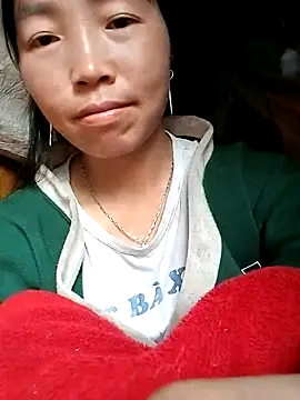 Snapshot of hera-00 chatting on 09/29/25, 02:27 hera-00 online show from 09/29/25, 02:27