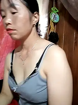 Snapshot of hera-00 chatting on 10/01/25, 01:22 hera-00 online show from 10/01/25, 01:22