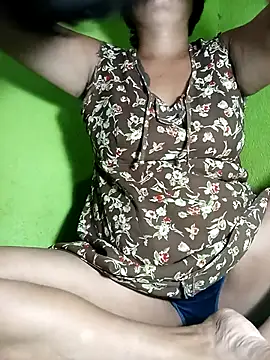 Snapshot of pussywet_08 chatting on 11/23/25, 07:24 pussywet 08 online show from 11/23/25, 07:24