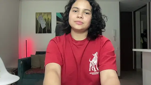 Lyxen raze online show from 12/15/25, 04:06