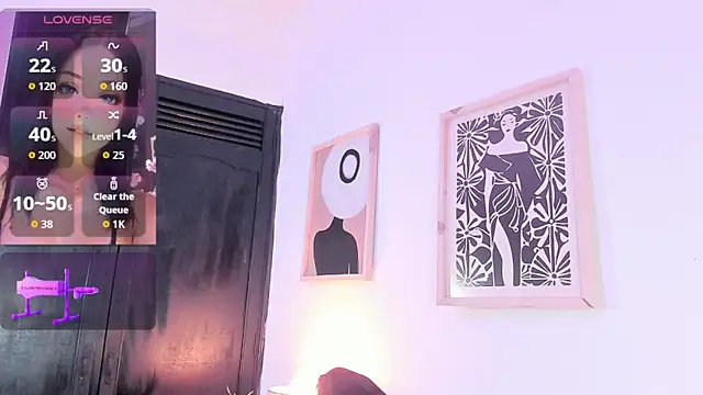 valentinna montess online show from 10/29/25, 01:24