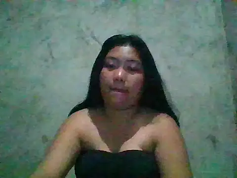 Snapshot of nikki_zapphire chatting on 10/26/25, 12:05 nikki zapphire online show from 10/26/25, 12:05