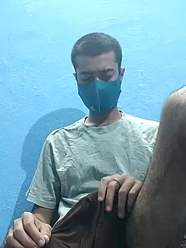 Snapshot of GirlsCrush_ chatting on 09/14/25, 06:07 GirlsCrush online show from 09/14/25, 06:07