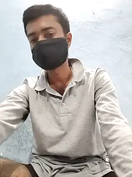 Snapshot of GirlsCrush_ chatting on 11/02/25, 07:11 GirlsCrush online show from 11/02/25, 07:11