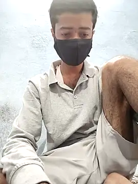 Snapshot of GirlsCrush_ chatting on 11/03/25, 05:42 GirlsCrush online show from 11/03/25, 05:42