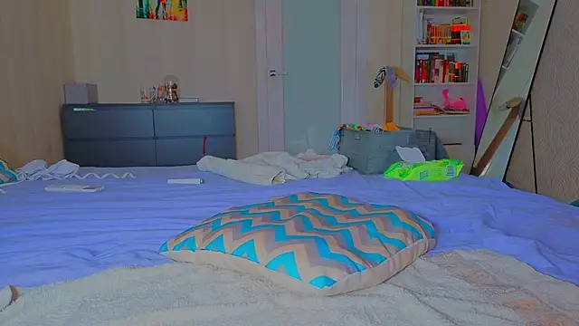 hotgirlzal online show from 06/15/26, 06:26
