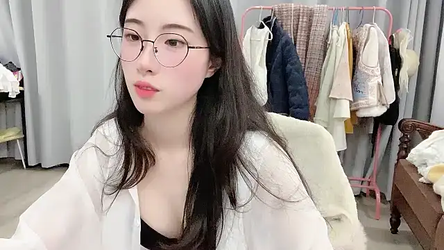 Freya7777 online show from 11/25/25, 01:55