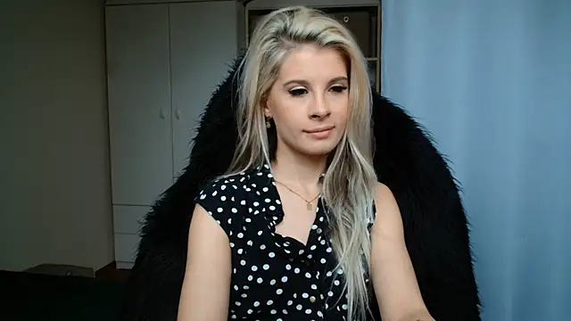 KristineGlow online show from 07/02/26, 06:19