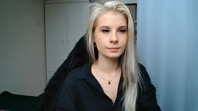 KristineGlow online show from 07/13/26, 02:09