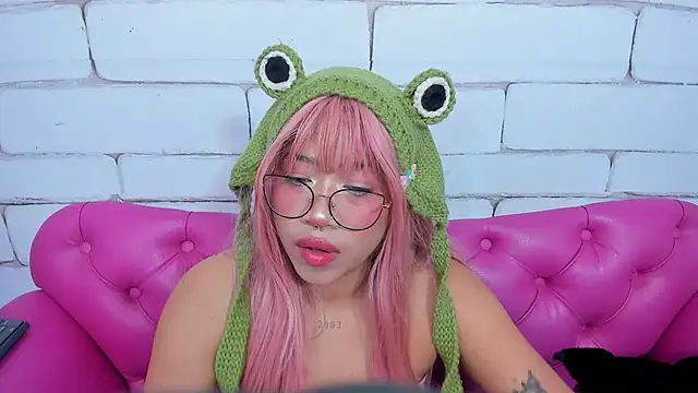 SafiroAgataaa online show from 09/18/25, 11:23