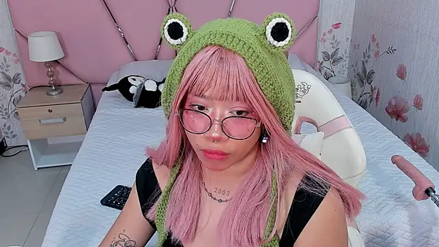 SafiroAgataaa online show from 09/28/25, 08:20