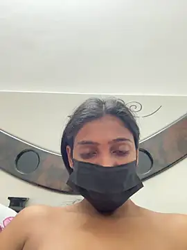 Snapshot of HeerStd chatting on 02/16/26, 06:31 HeerStd online show from 02/16/26, 06:31