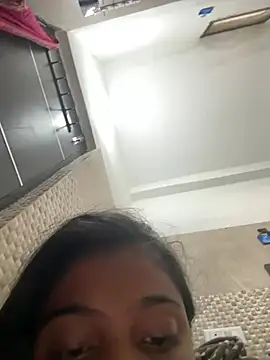 Snapshot of HeerStd chatting on 03/05/26, 02:51 HeerStd online show from 03/05/26, 02:51