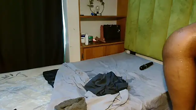 Snapshot of Keishaa-77 chatting on 10/08/25, 12:36 Keishaa-77 online show from 10/08/25, 12:36