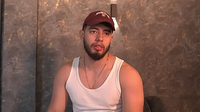 Snapshot of Nick_Vans chatting on 09/19/25, 01:56 Nick Vans online show from 09/19/25, 01:56