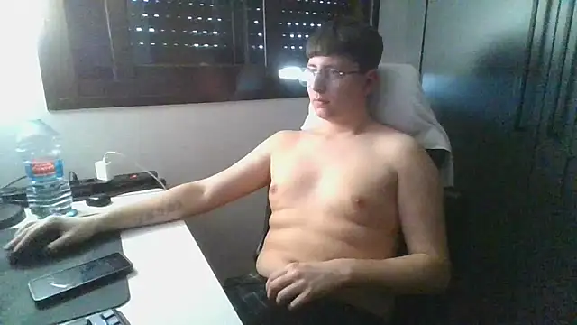 aaress22cm online show from 03/19/26, 03:49