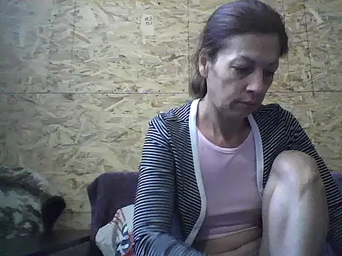 Snapshot of Milana38 chatting on 09/12/25, 07:08 Milana38 online show from 09/12/25, 07:08