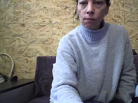 Snapshot of Milana38 chatting on 10/13/25, 06:57 Milana38 online show from 10/13/25, 06:57