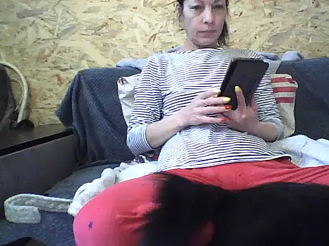 Snapshot of Milana38 chatting on 10/16/25, 06:58 Milana38 online show from 10/16/25, 06:58