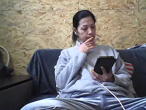 Snapshot of Milana38 chatting on 10/17/25, 10:07 Milana38 online show from 10/17/25, 10:07