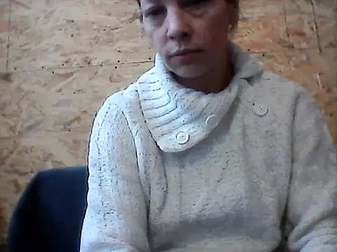 Snapshot of Milana38 chatting on 11/22/25, 10:03 Milana38 online show from 11/22/25, 10:03