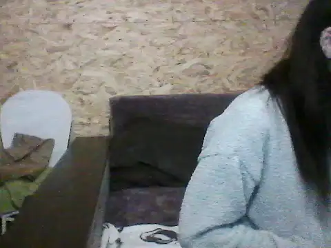 Snapshot of Milana38 chatting on 11/25/25, 05:02 Milana38 online show from 11/25/25, 05:02