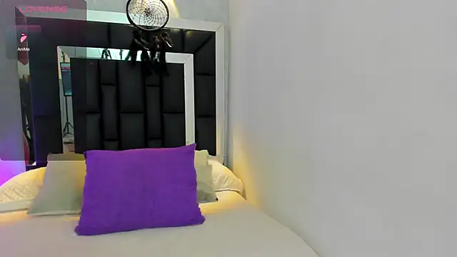 Snapshot of elian_7 chatting on 06/26/26, 12:09 elian 7 online show from 06/26/26, 12:09