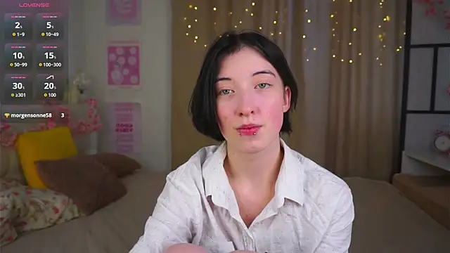 Snapshot of JuanaFriesz chatting on 02/25/26, 09:19 JuanaFriesz online show from 02/25/26, 09:19