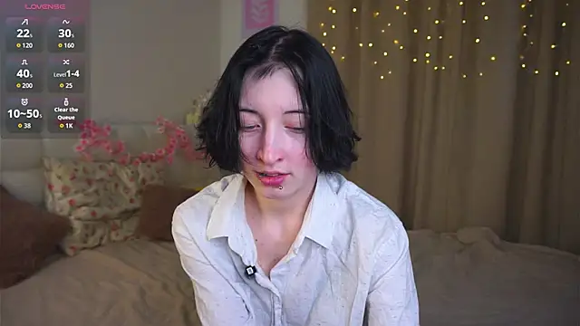 Snapshot of JuanaFriesz chatting on 02/27/26, 09:20 JuanaFriesz online show from 02/27/26, 09:20