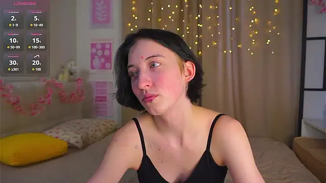 Snapshot of JuanaFriesz chatting on 03/05/26, 09:38 JuanaFriesz online show from 03/05/26, 09:38