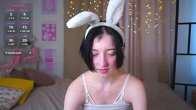 Snapshot of JuanaFriesz chatting on 03/11/26, 09:15 JuanaFriesz online show from 03/11/26, 09:15