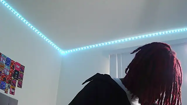 Snapshot of risktakinndolo chatting on 10/14/25, 06:09 risktakinndolo online show from 10/14/25, 06:09