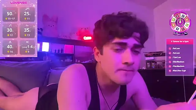 Snapshot of michaeltorrexxx chatting on 03/16/26, 03:12 michaeltorrexxx online show from 03/16/26, 03:12