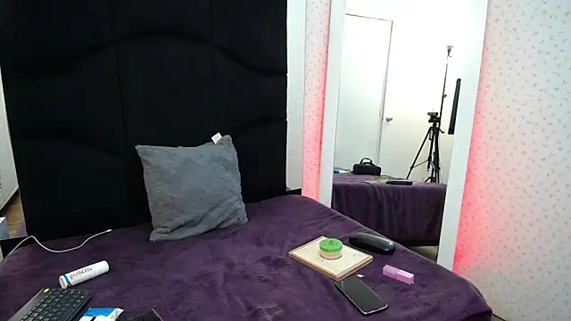 Snapshot of LunaRichy_ chatting on 09/12/25, 11:32 LunaRichy online show from 09/12/25, 11:32