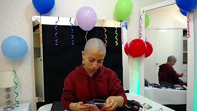 Snapshot of LunaRichy_ chatting on 09/25/25, 12:53 LunaRichy online show from 09/25/25, 12:53