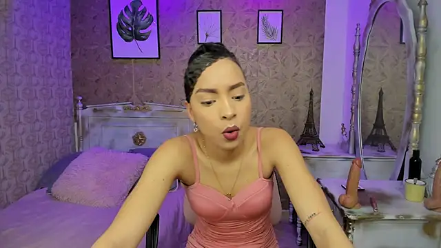 Snapshot of Lucia_jane chatting on 10/09/25, 08:18 Lucia jane online show from 10/09/25, 08:18