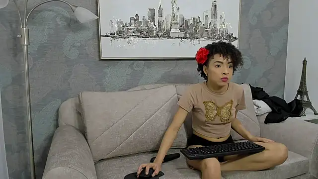 Snapshot of Lucia_jane chatting on 11/11/25, 08:42 Lucia jane online show from 11/11/25, 08:42