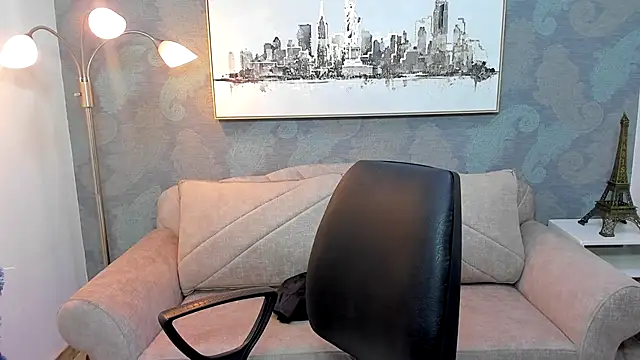 Snapshot of Lucia_jane chatting on 12/22/25, 09:01 Lucia jane online show from 12/22/25, 09:01