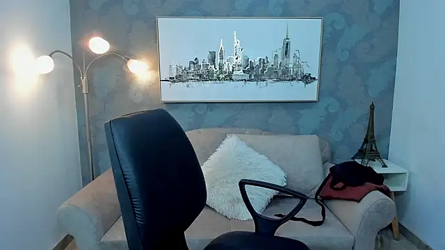 Snapshot of Lucia_jane chatting on 03/06/26, 09:22 Lucia jane online show from 03/06/26, 09:22