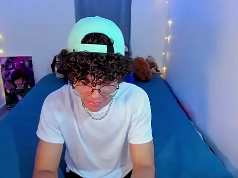 Tom Blues online show from 03/18/26, 11:41