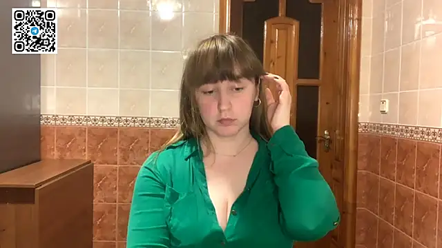 MaroonMoon  online show from 11/27/25, 08:44