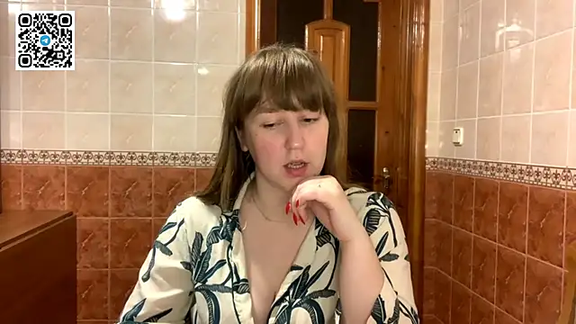 MaroonMoon  online show from 12/03/25, 08:40