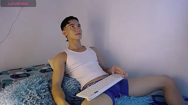 babyandy x online show from 11/18/25, 11:26