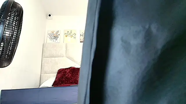 elizawiliamst online show from 11/12/25, 11:32