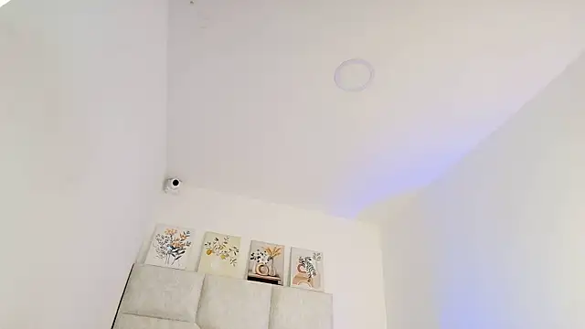 elizawiliamst online show from 05/15/26, 12:01