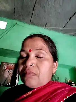 Manavi x online show from 02/10/26, 07:56