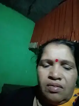 Snapshot of Manavi_x chatting on 06/20/26, 02:42 Manavi x online show from 06/20/26, 02:42