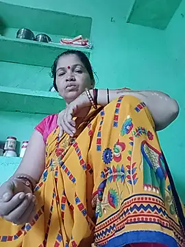 Snapshot of Manavi_x chatting on 07/15/26, 01:44 Manavi x online show from 07/15/26, 01:44